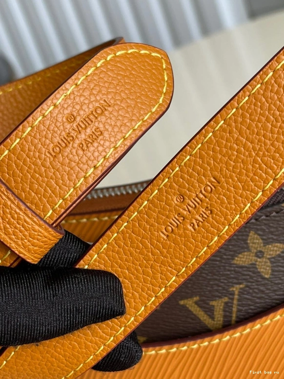 First bag ru VUITTON LOUIS MARELLE 0725